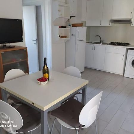 Residence Green Beverly Con Piscina Лидо Адриано Екстериор снимка